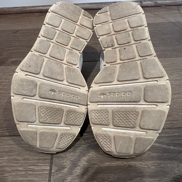 Adidas Swift Run X Women's Lifestyle Running Shoe, Halo Ivory Cheetah, Sz 8 - Picture 11 of 11